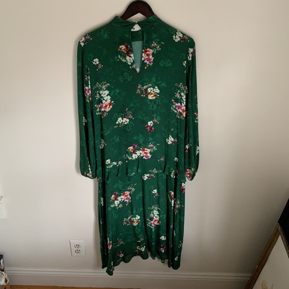 Green floral H&M dress, size 6 - Picture 4 of 5